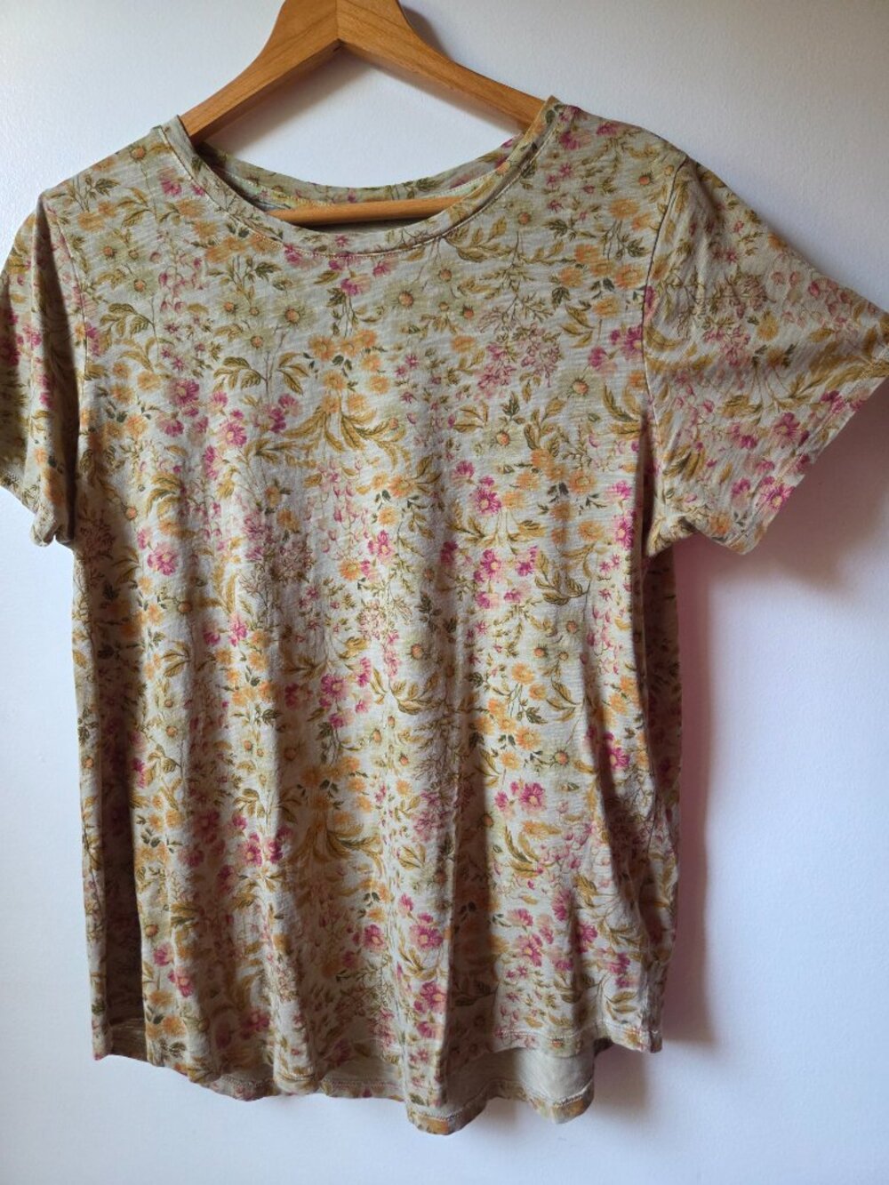 EUC OLD NAVY FALL COLORS FLORAL 100% COTTON TEE EVERYWEAR SIZE L